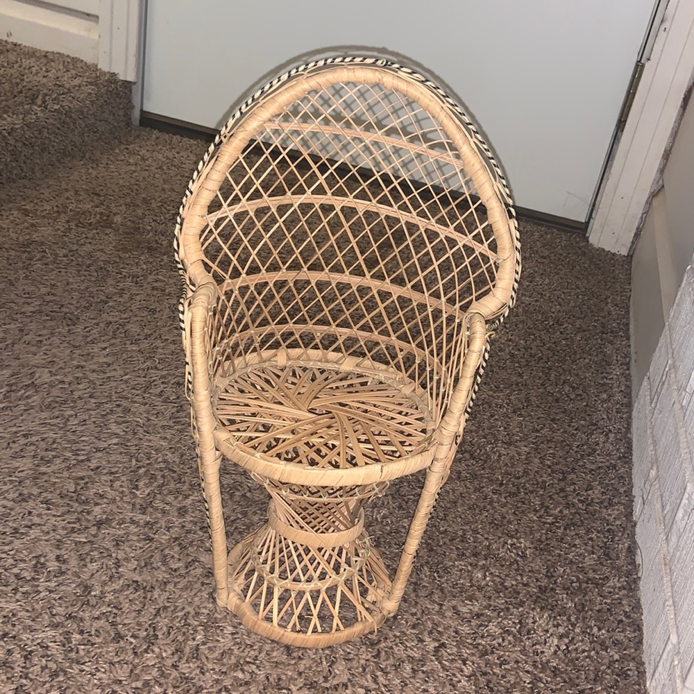 Mini chair plant stand